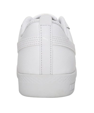 Puma Women Smash WNS V2 L Casual Shoes on www.NeosSports.com