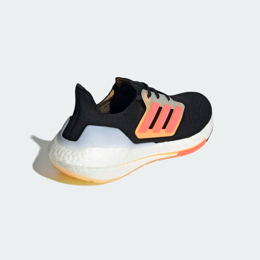 Adidas Men Ultraboost 22 Running Shoes on www.NeosSports.com